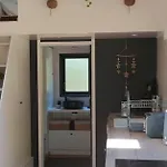 Tiny House Chez Caroline Holiday home Gaillan-en-Medoc